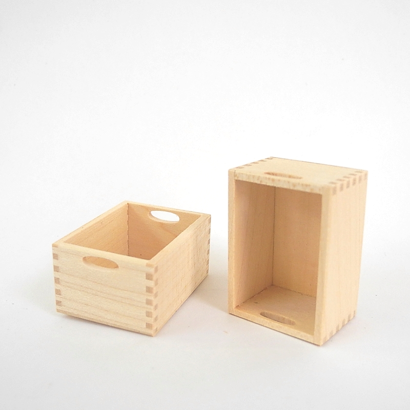 Holzkiste, mit gezinkten Ecken, Puppenstubenminiatur in 1zu12