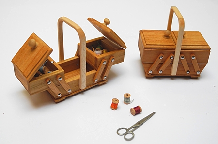 Nähkasten,1 Stück, Puppenstubenminiatur in 1zu12