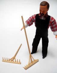 Holzrechen, 110 mm, Miniatur im Maßstab 1zu12