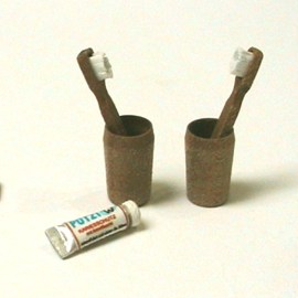 Zahnputzset, Puppenstubenminiatur 1zu12